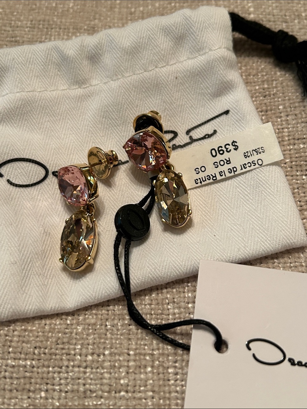 Oscar de la Renta Crystal earrings, NWT, goldtone